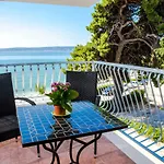 Beachfront Don شقة