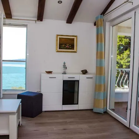 Apartment Beachfront Don *