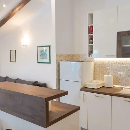 Beachfront Don Apartment *