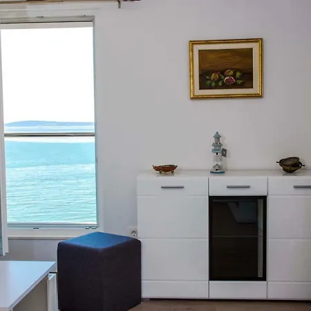 アパート Beachfront Don