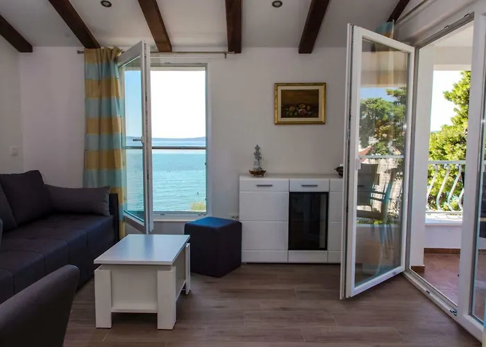 Апартаменты Beachfront Don