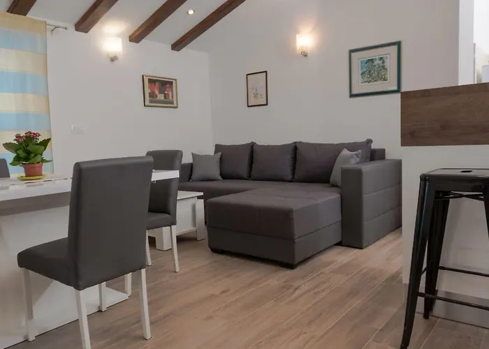 Апартаменты Beachfront Don Каштела