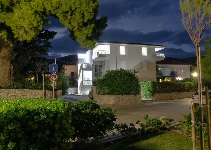 Beachfront Don * Каштела